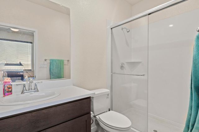 5653 Harcrest Dr, Marysville, CA 95901