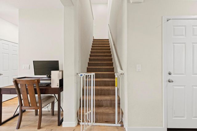 5653 Harcrest Dr, Marysville, CA 95901