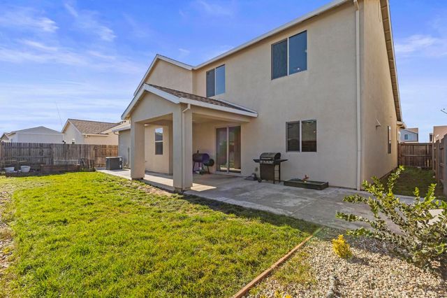 5653 Harcrest Dr, Marysville, CA 95901