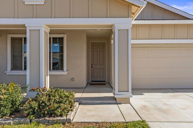 5653 Harcrest Dr, Marysville, CA 95901