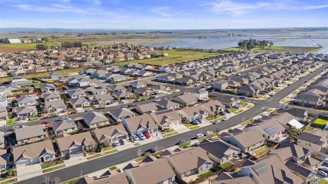 5653 Harcrest Dr, Marysville, CA 95901