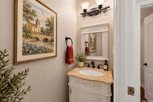 106 CHRISTEN CT, Boerne, TX 78006