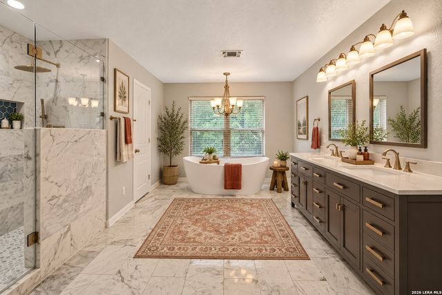 106 CHRISTEN CT, Boerne, TX 78006