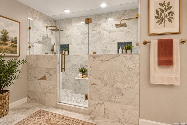 106 CHRISTEN CT, Boerne, TX 78006