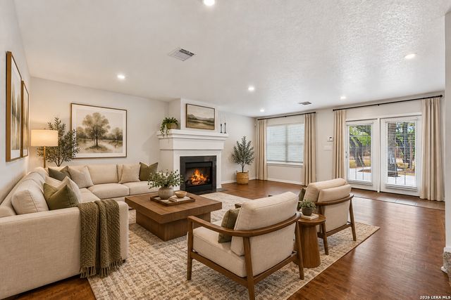 106 CHRISTEN CT, Boerne, TX 78006
