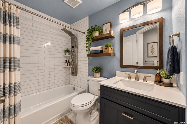 106 CHRISTEN CT, Boerne, TX 78006