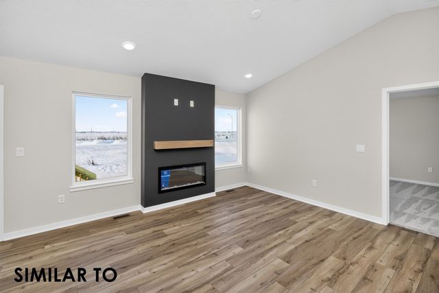 1560 Werthman Drive, Waukee, IA 50263