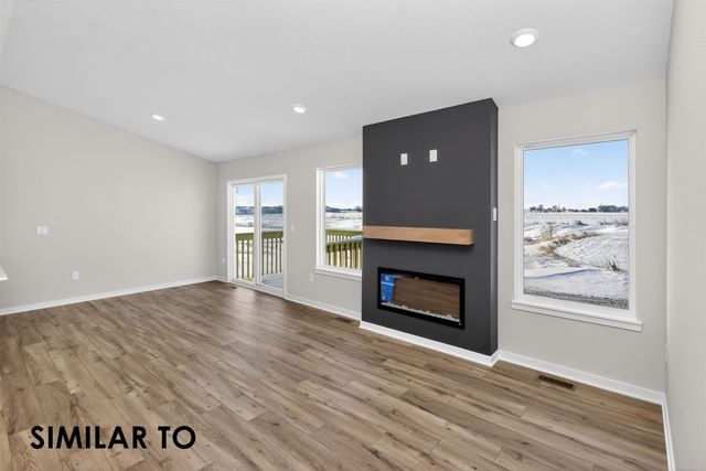 1560 Werthman Drive, Waukee, IA 50263