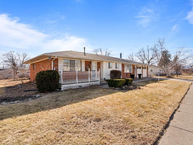 4816 44th Avenue, Moline, IL 61265