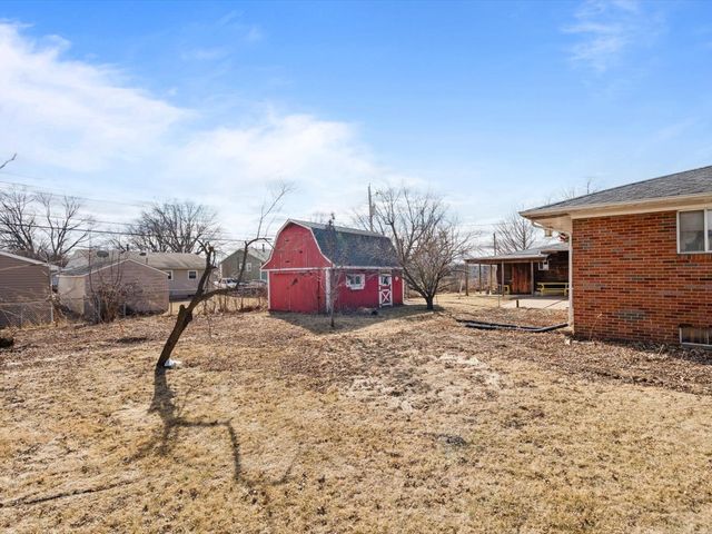 4816 44th Avenue, Moline, IL 61265