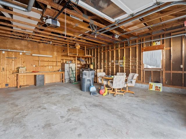 4816 44th Avenue, Moline, IL 61265