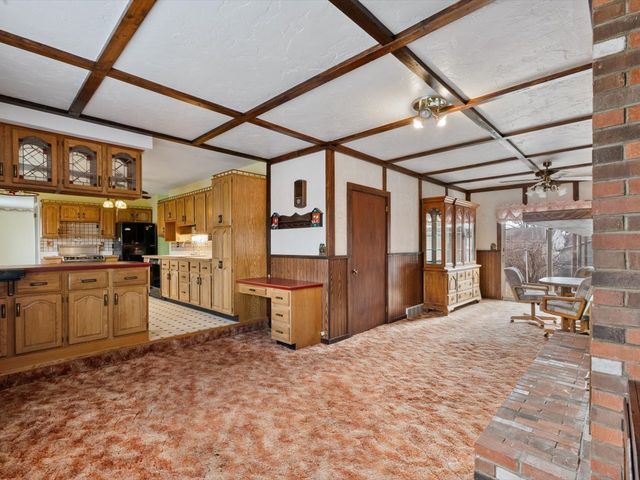 4816 44th Avenue, Moline, IL 61265