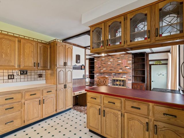 4816 44th Avenue, Moline, IL 61265