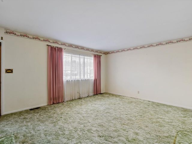 4816 44th Avenue, Moline, IL 61265