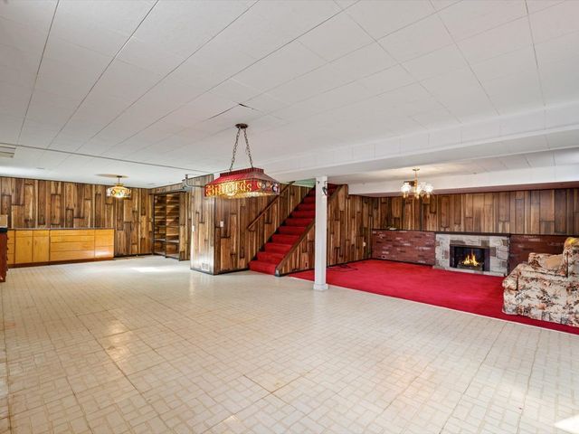 4816 44th Avenue, Moline, IL 61265