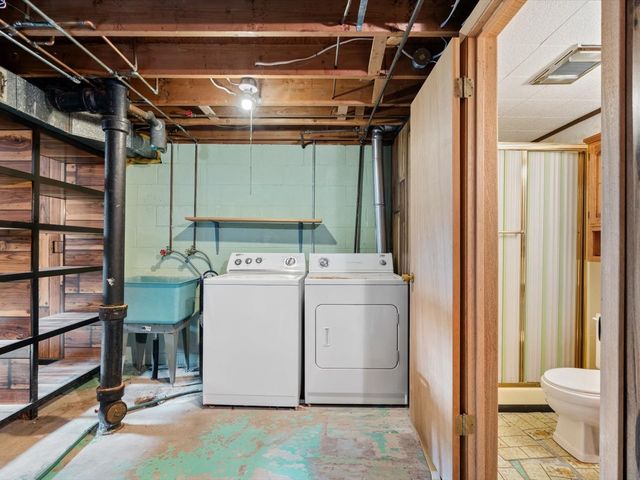 4816 44th Avenue, Moline, IL 61265