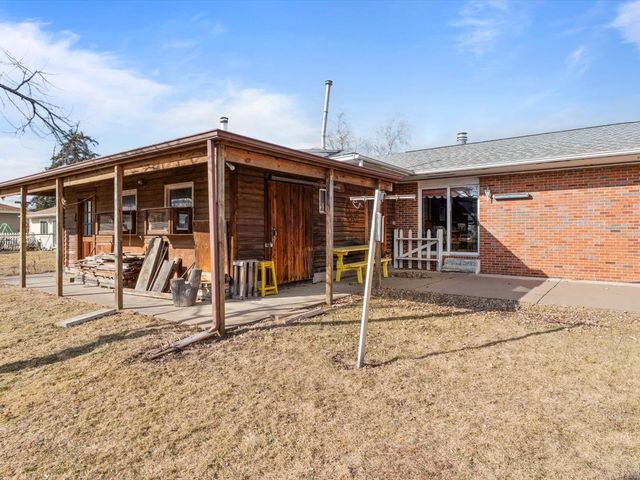 4816 44th Avenue, Moline, IL 61265