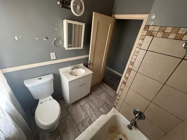 3621 E 46TH Terrace, Kansas City, MO 64130