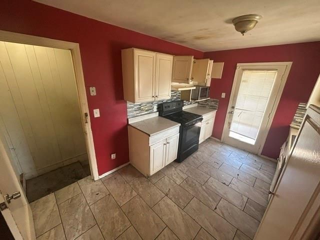 3621 E 46TH Terrace, Kansas City, MO 64130