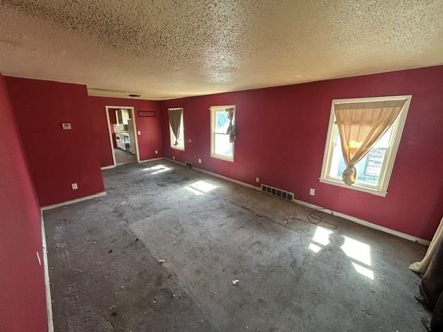 3621 E 46TH Terrace, Kansas City, MO 64130
