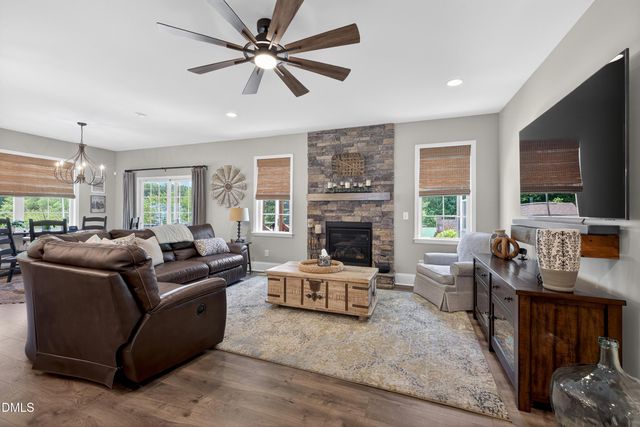 2215 Copper Pond Way, Fuquay Varina, NC 27526