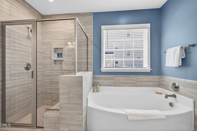 2215 Copper Pond Way, Fuquay Varina, NC 27526
