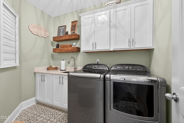 2215 Copper Pond Way, Fuquay Varina, NC 27526
