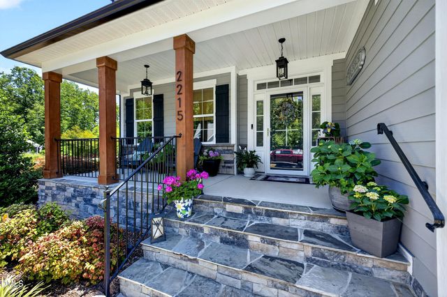 2215 Copper Pond Way, Fuquay Varina, NC 27526