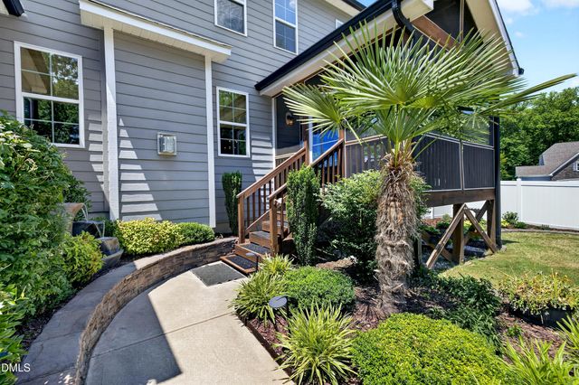 2215 Copper Pond Way, Fuquay Varina, NC 27526