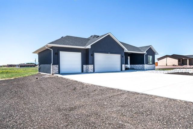 838 E Ashburn Dr, Pueblo West, CO 81007