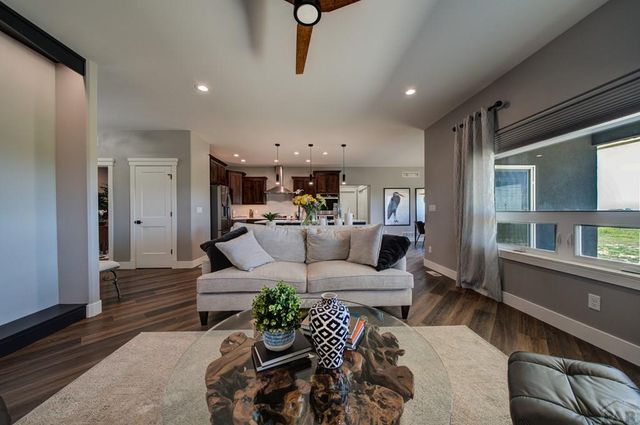 838 E Ashburn Dr, Pueblo West, CO 81007