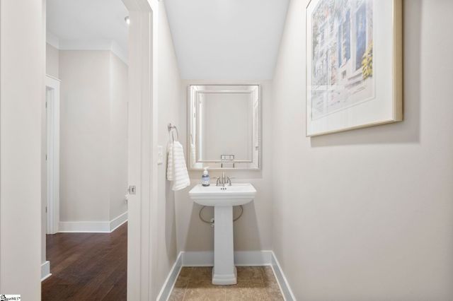 303 Farmers Market Street, Taylors, SC 29687