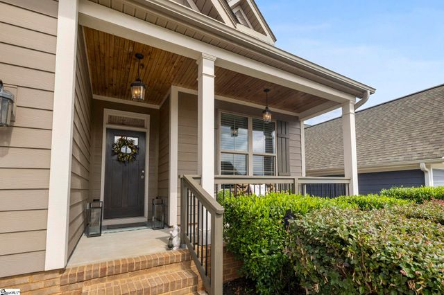 303 Farmers Market Street, Taylors, SC 29687