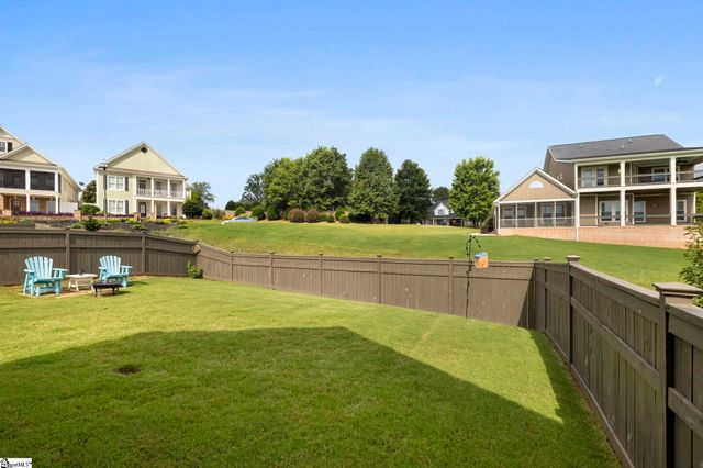 303 Farmers Market Street, Taylors, SC 29687