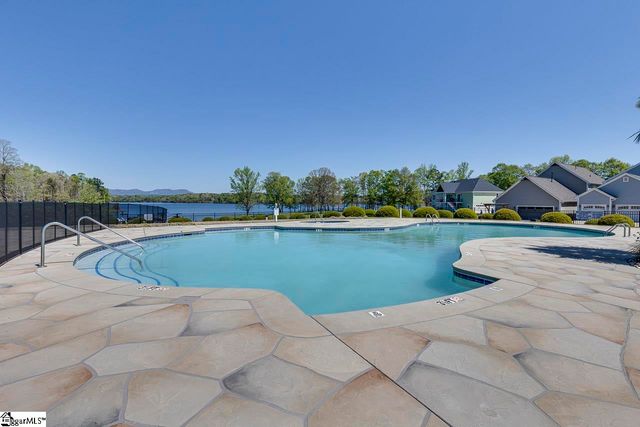 303 Farmers Market Street, Taylors, SC 29687