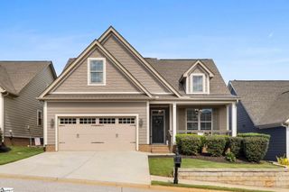 303 Farmers Market Street, Taylors, SC 29687