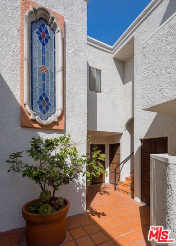 3271 Sawtelle Boulevard 204, Los Angeles, CA 90066