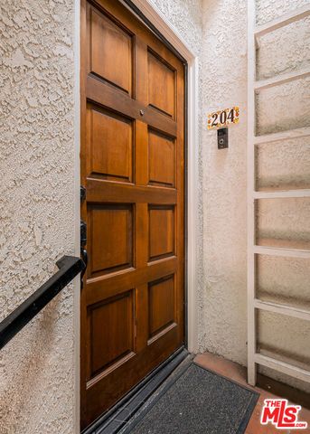 3271 Sawtelle Boulevard 204, Los Angeles, CA 90066