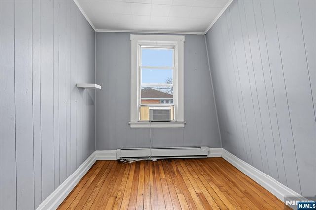 48 Arverne Terrace, Irvington, NJ 07111