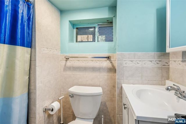 48 Arverne Terrace, Irvington, NJ 07111