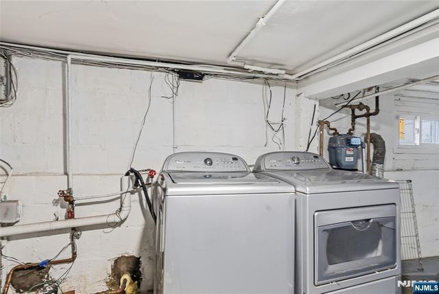 48 Arverne Terrace, Irvington, NJ 07111