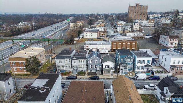 48 Arverne Terrace, Irvington, NJ 07111