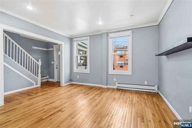 48 Arverne Terrace, Irvington, NJ 07111