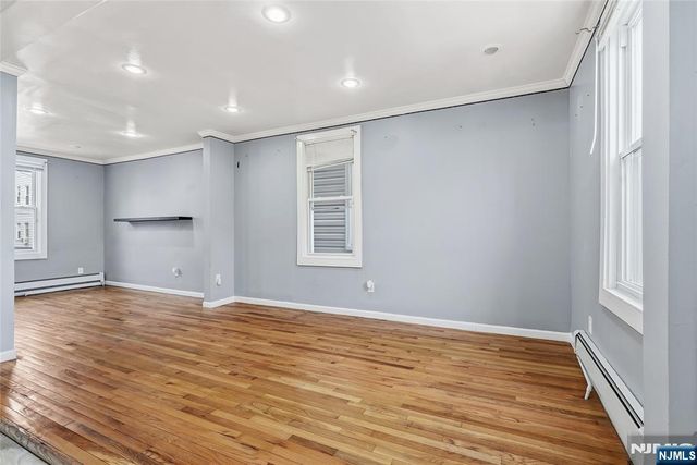 48 Arverne Terrace, Irvington, NJ 07111