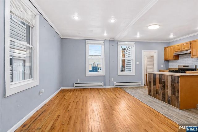 48 Arverne Terrace, Irvington, NJ 07111