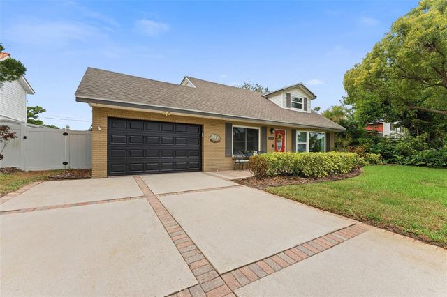 8230 128TH STREET, Seminole, FL 33776