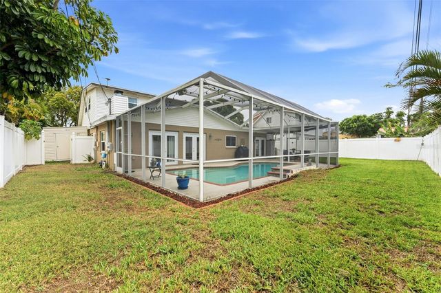 8230 128TH STREET, Seminole, FL 33776