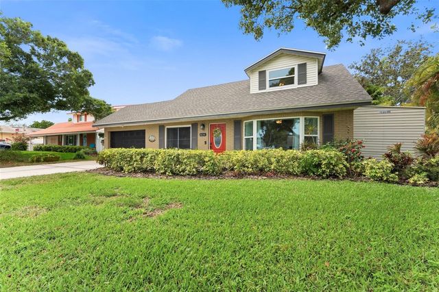 8230 128TH STREET, Seminole, FL 33776