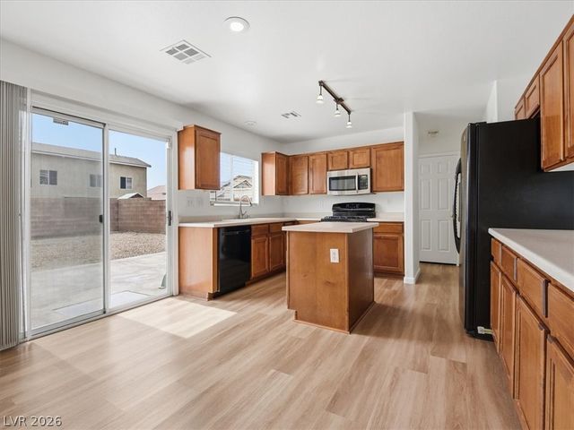 6272 Highland Gardens Drive, North Las Vegas, NV 89031