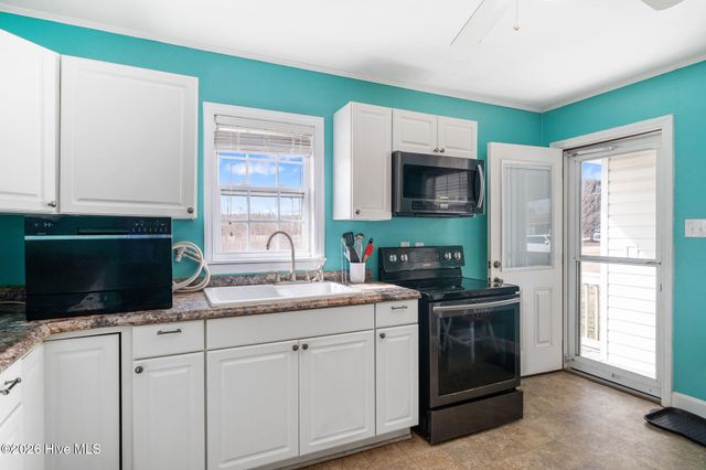 314 S Kennedy Street, Beulaville, NC 28518